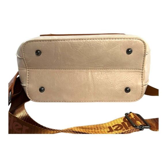 Wrangler Crossbody Bag Front Pocket Country Western Purse Brown Beige Pocketbook - Picture 8 of 10